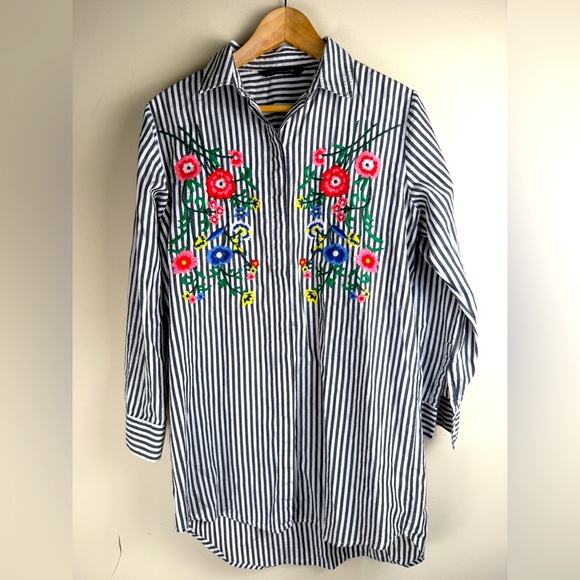 Walter Baker Becca Tunic Black/White Striped Floral Embroidered SEE MEAS. Flaw - Picture 1 of 10